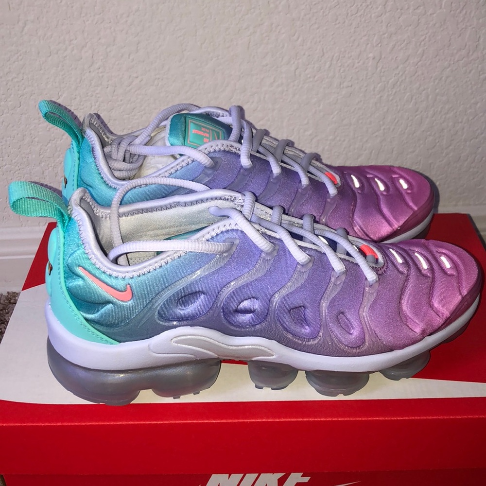 Women’s Air Vapormax Plus